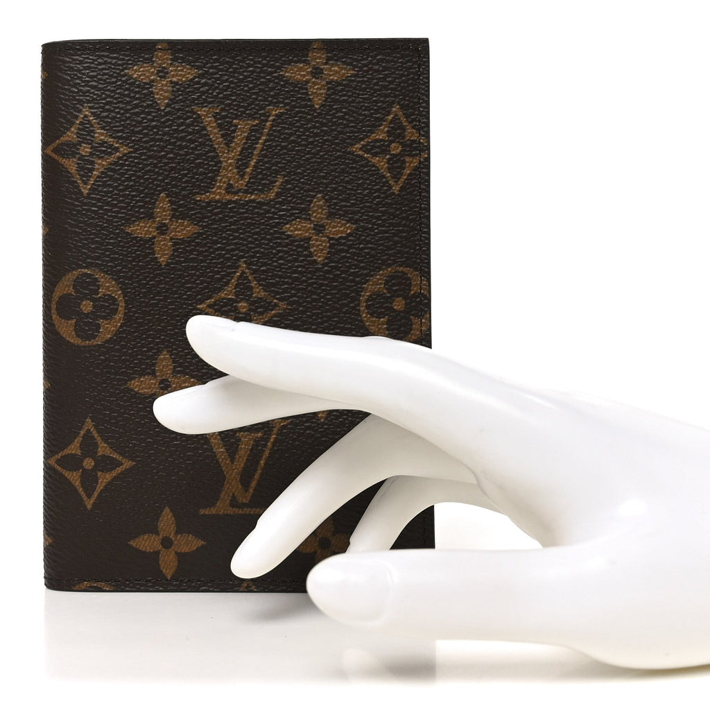 Louis Vuitton Monogram Passport Cover NM