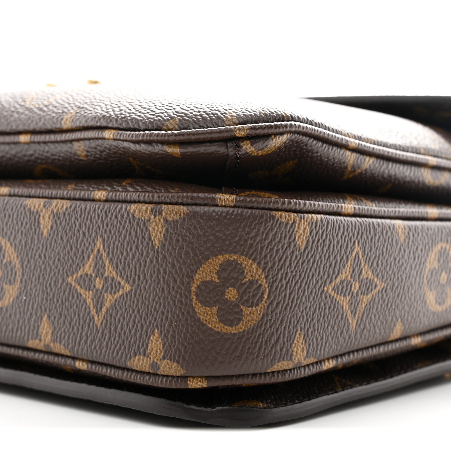Louis Vuitton Monogram Pochette Metis