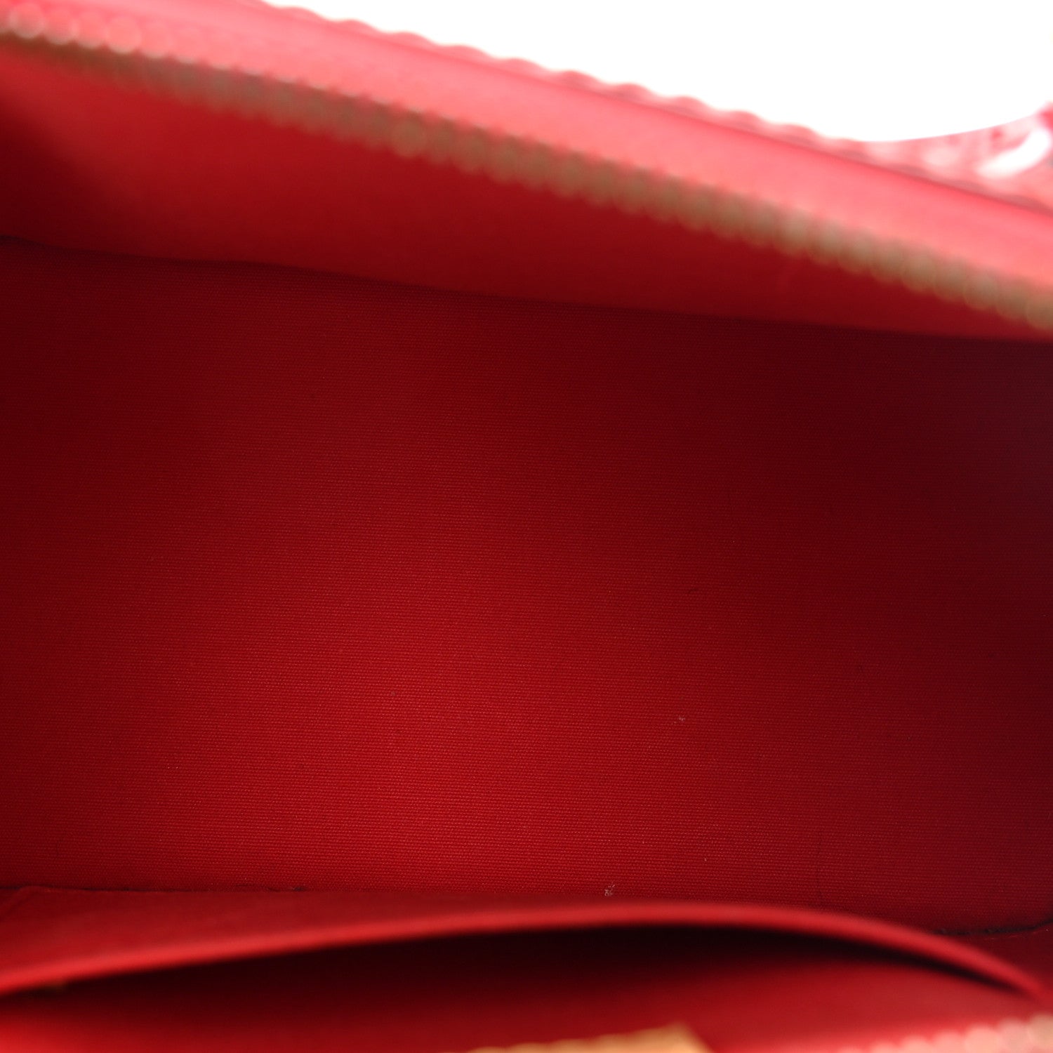 Louis Vuitton Vernis Alma BB Cherry