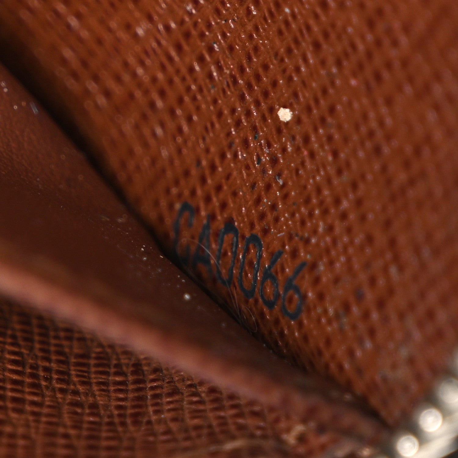 Louis Vuitton Monogram Zippy Wallet