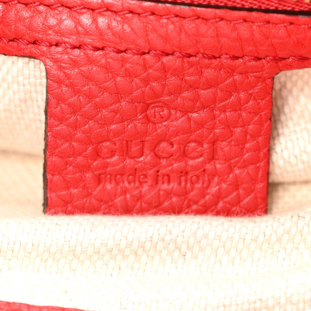 Gucci Pebbled Calfskin Medium Soho Chain Shoulder Bag Tabasco Red