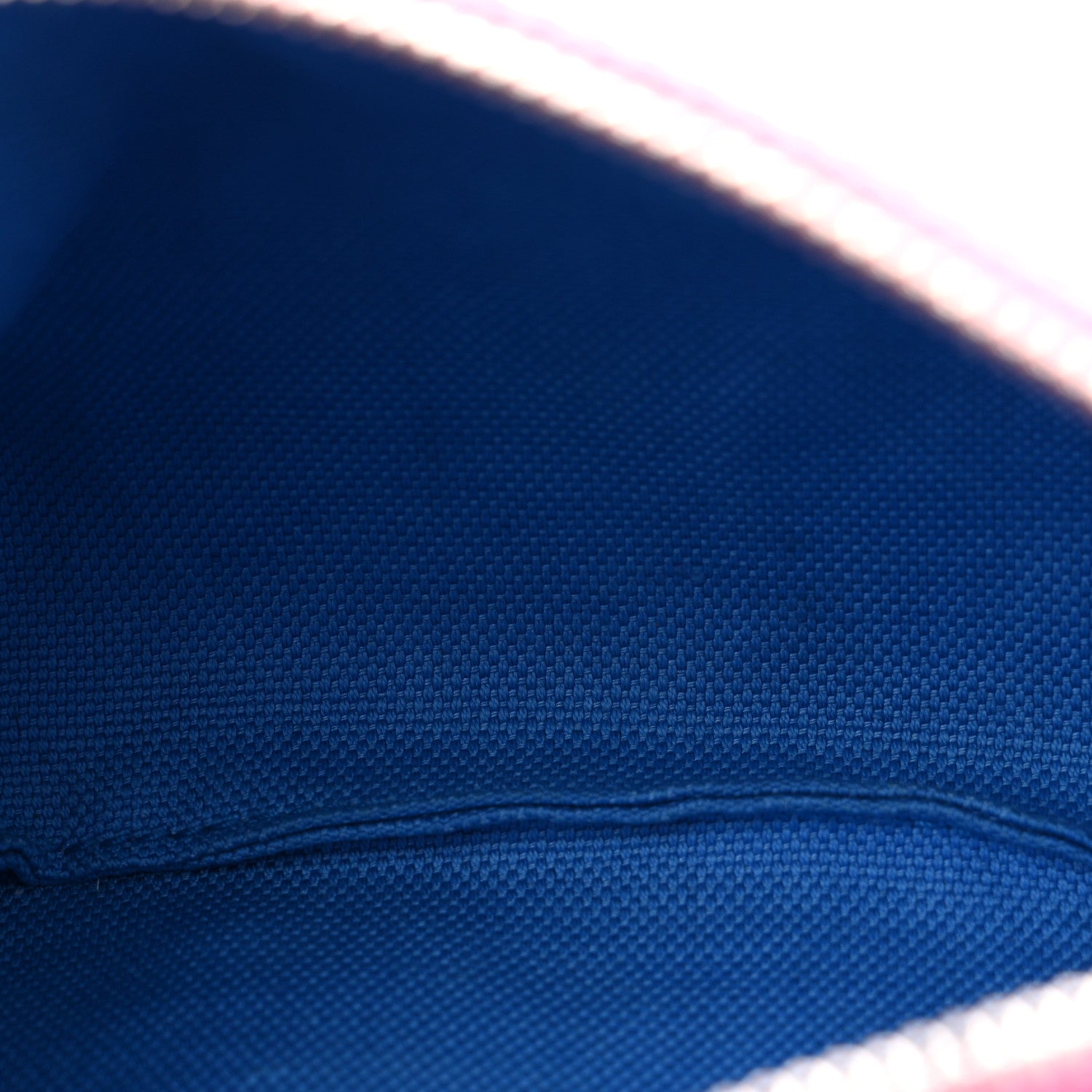Gucci Calfskin GG Tennis Bi-Color Embossed Belt Bag Modern Fucsia Modern Blue