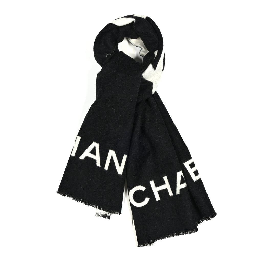 Cashmere CC Fringe Stole Black White