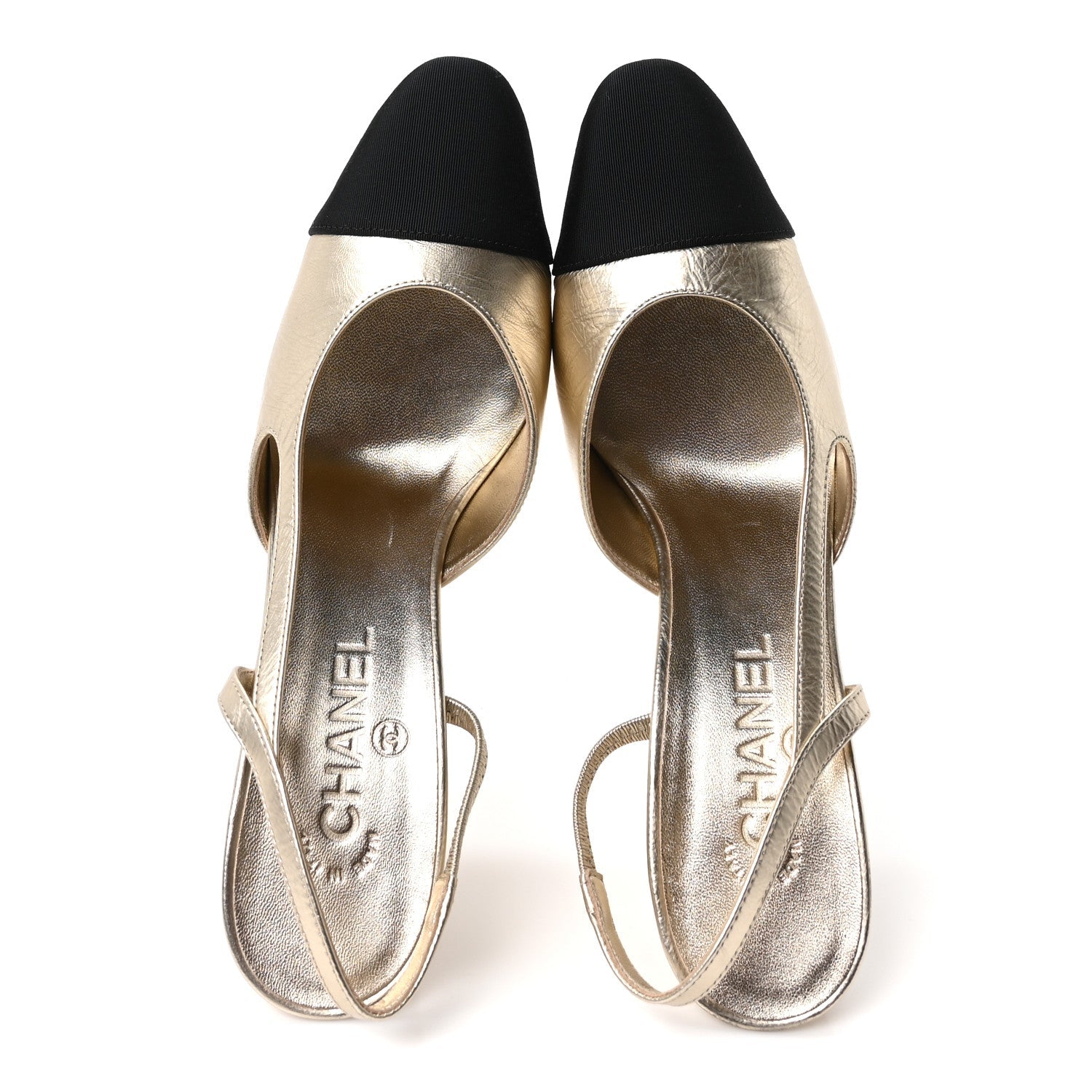 Laminated Crumpled Lambskin Grosgrain Cap Toe CC Slingback Pumps 39.5 Gold Black