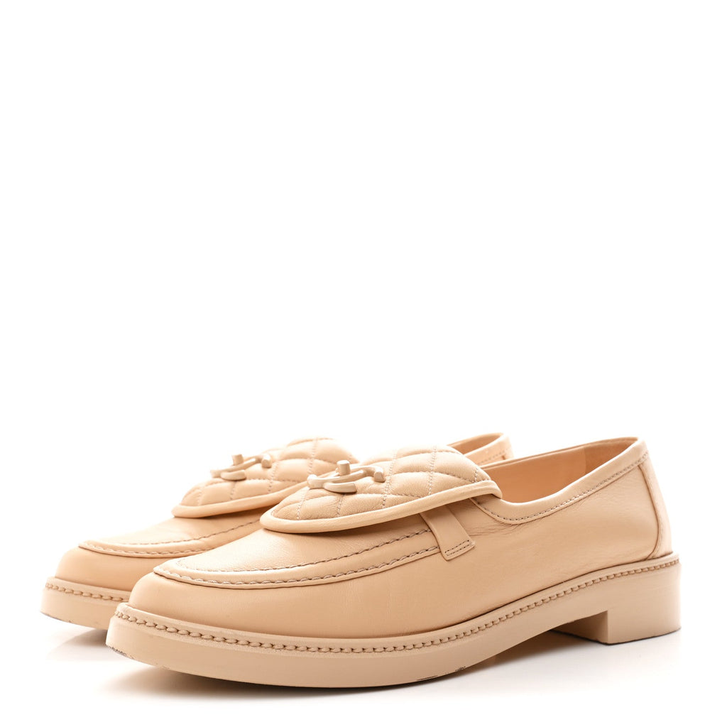 Lambskin Quilted CC Turnlock Moccasins 40 Beige