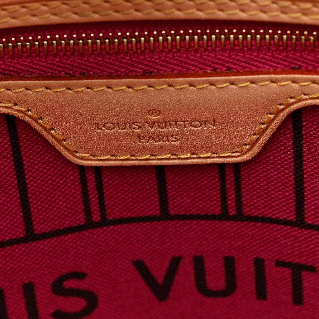 Louis Vuitton Monogram V Neverfull MM Grenade