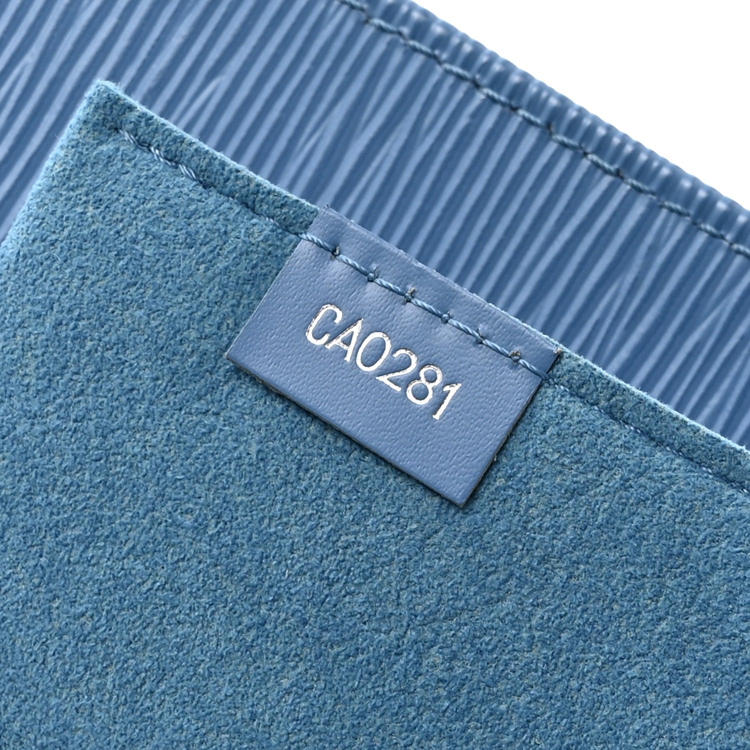 Louis Vuitton Epi Petit Sac Plat Bleuet