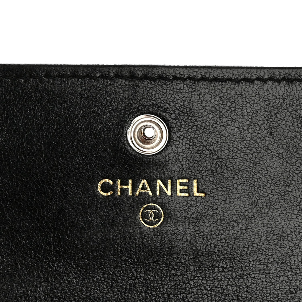 Lambskin Quilted Chanel 19 Flap Card Holder Black