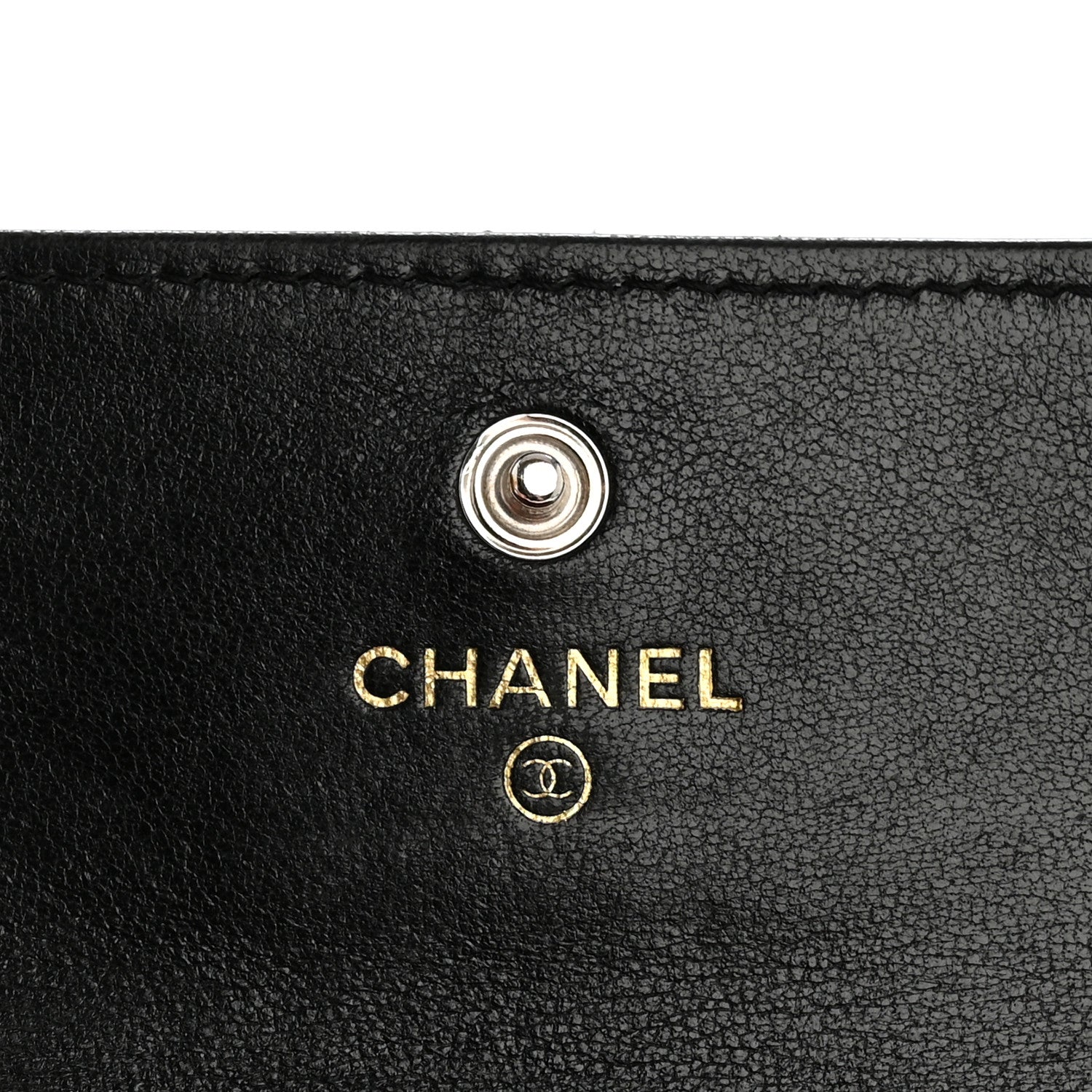 Lambskin Quilted Chanel 19 Flap Card Holder Black