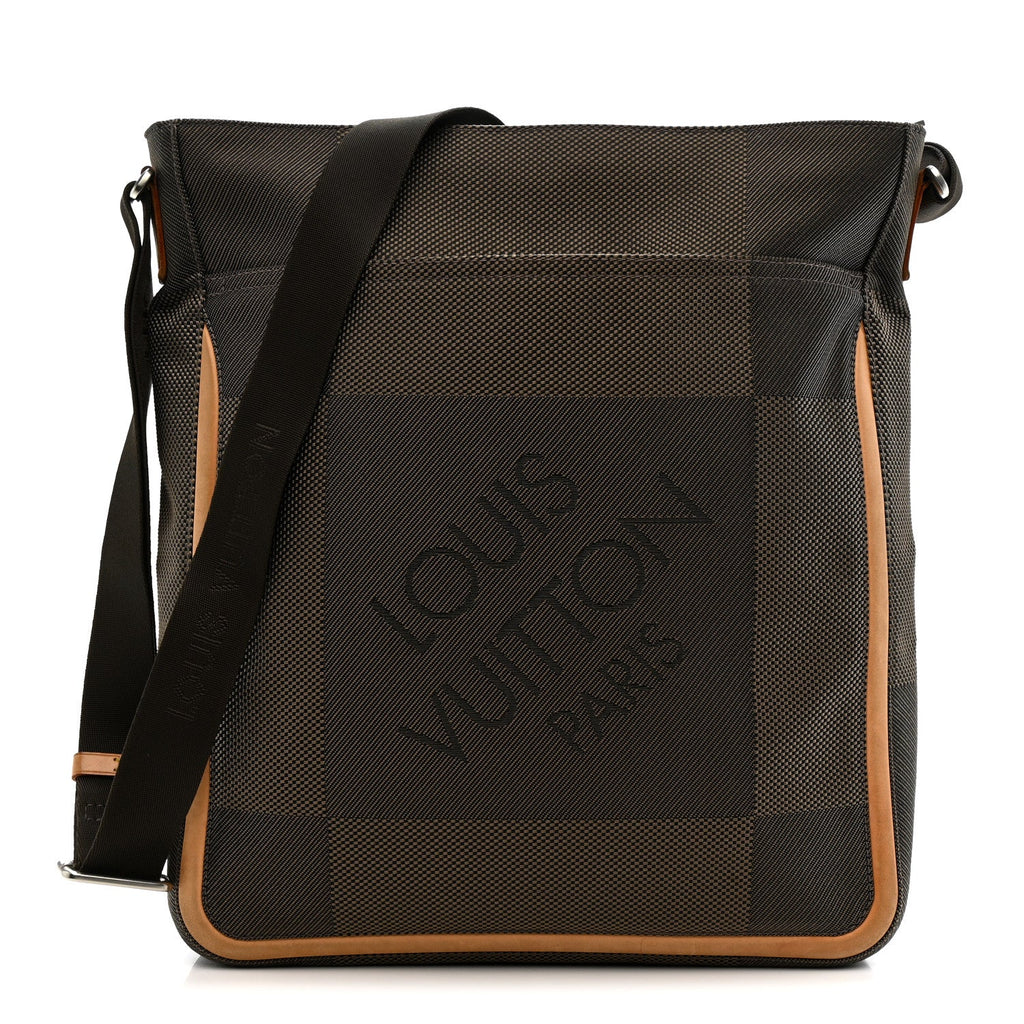 Louis Vuitton Damier Geant Compagnon Messenger Terre