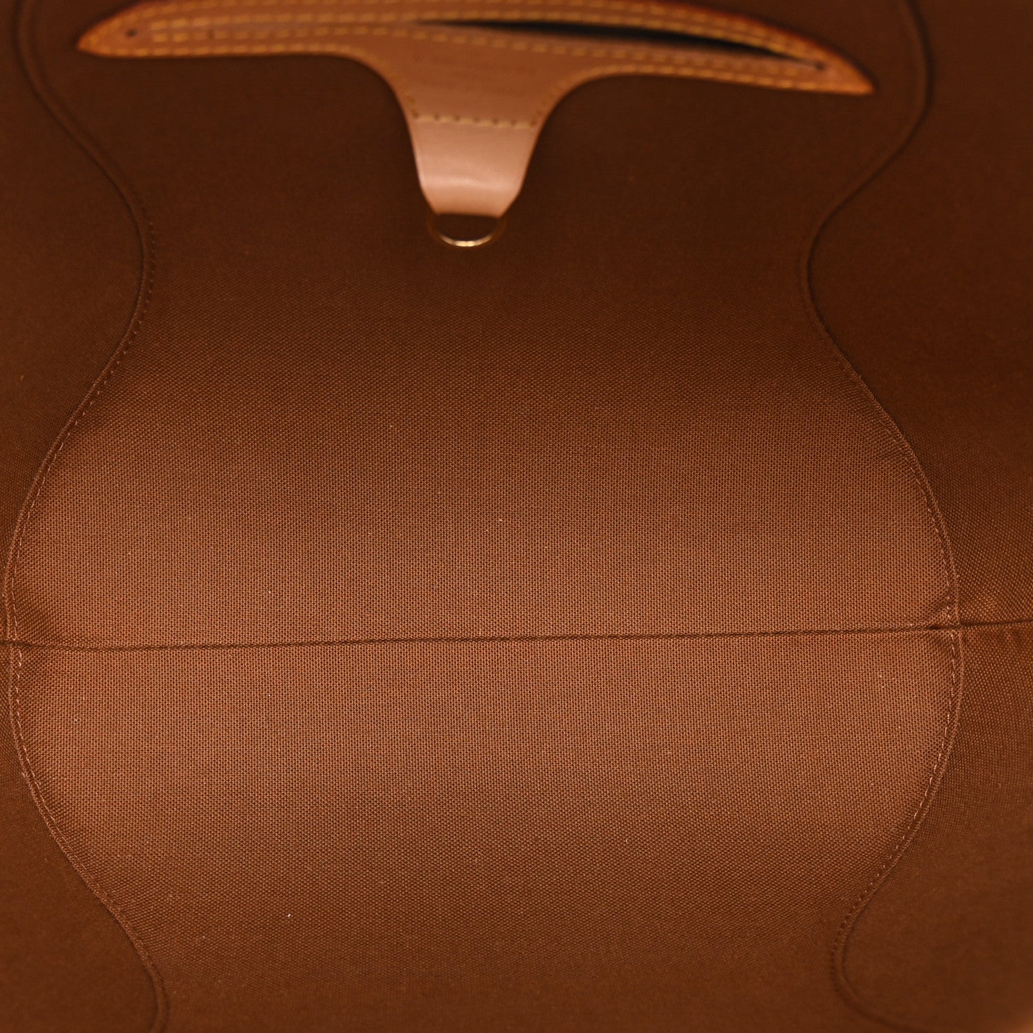 Louis Vuitton Monogram Ellipse MM