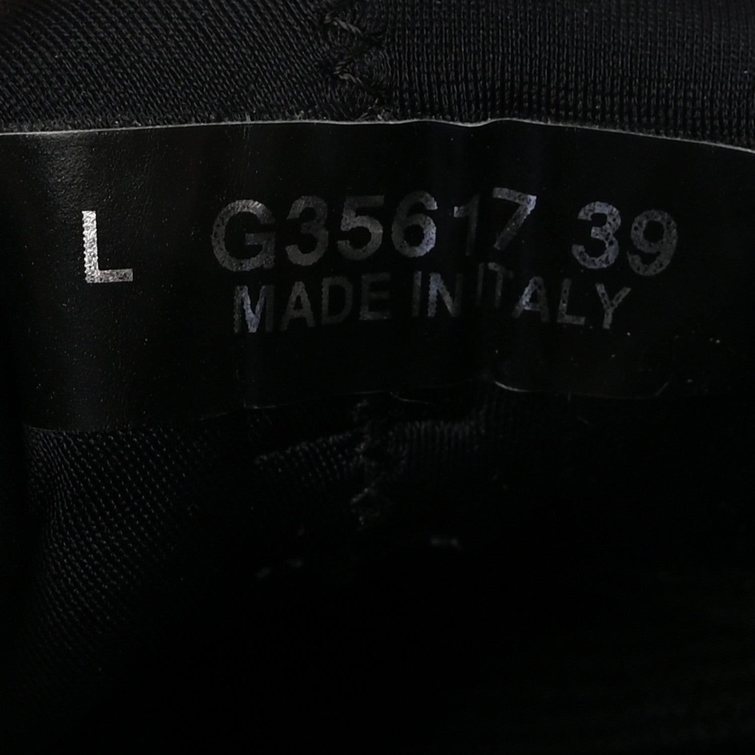 Chanel Velvet Calfskin Mixed Fibers CC Sneakers 39 Black