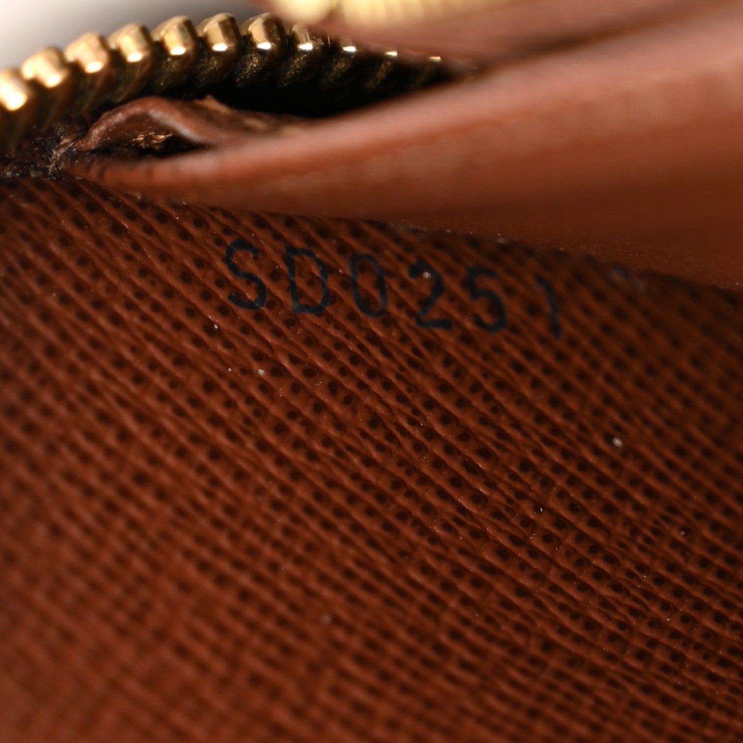 Louis Vuitton Monogram Zippy Wallet