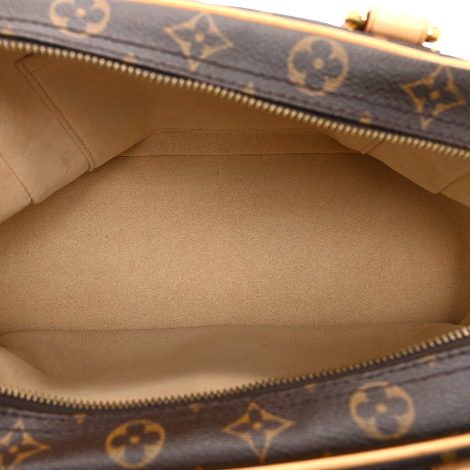Louis Vuitton Monogram Manhattan PM