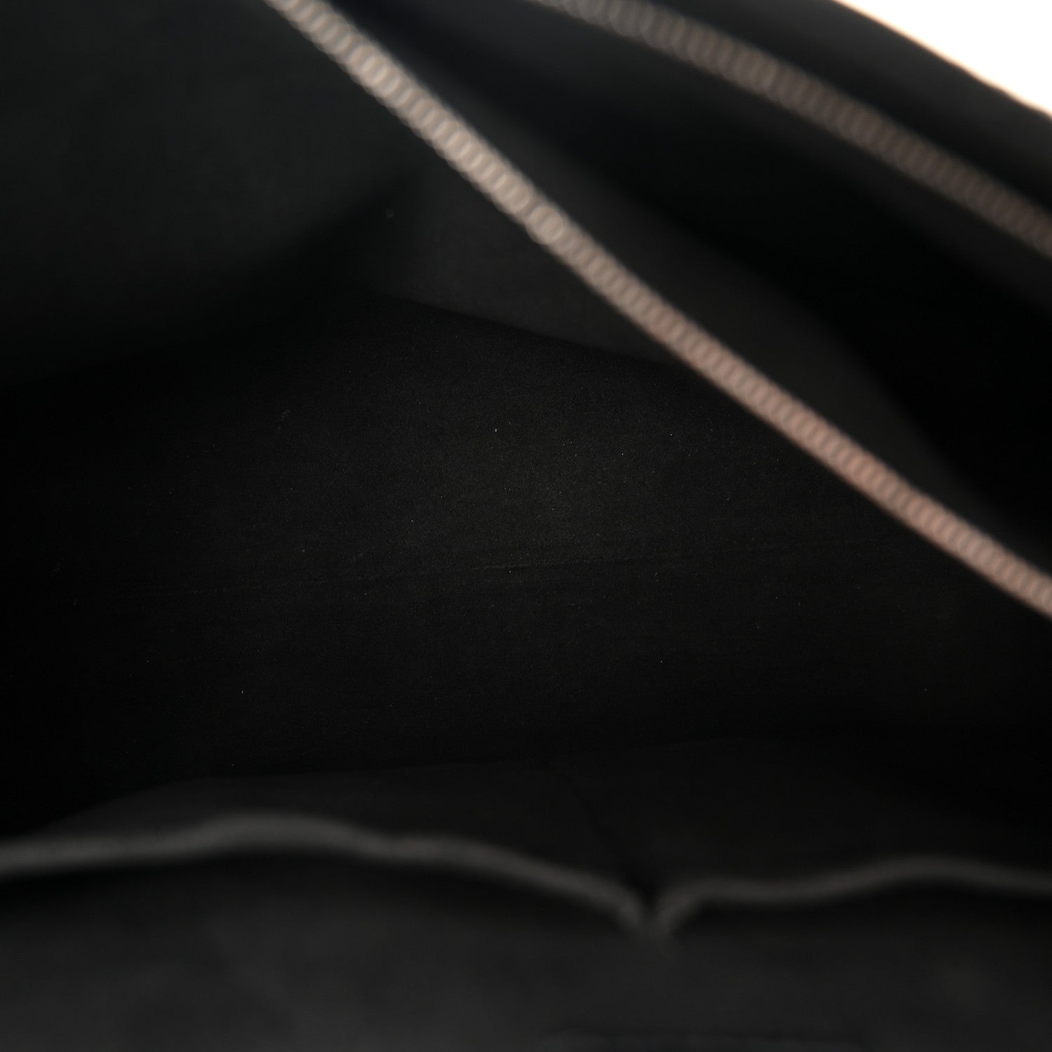 Louis Vuitton Epi Cluny MM Black