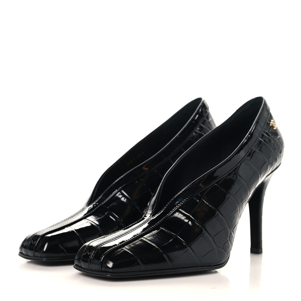 Crocodile Embossed Patent Calfskin Pumps 38.5 Black