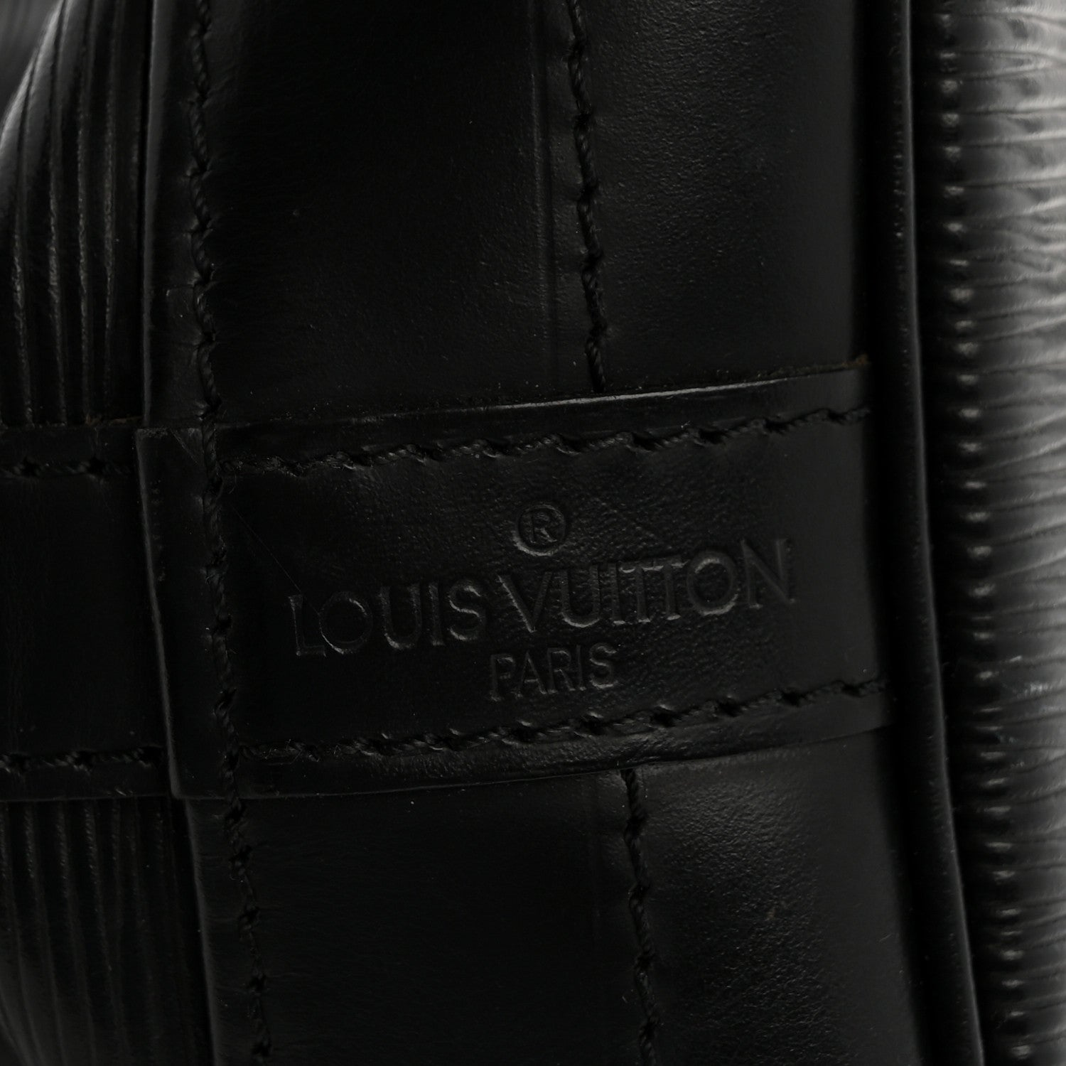 Louis Vuitton Epi Noe Black