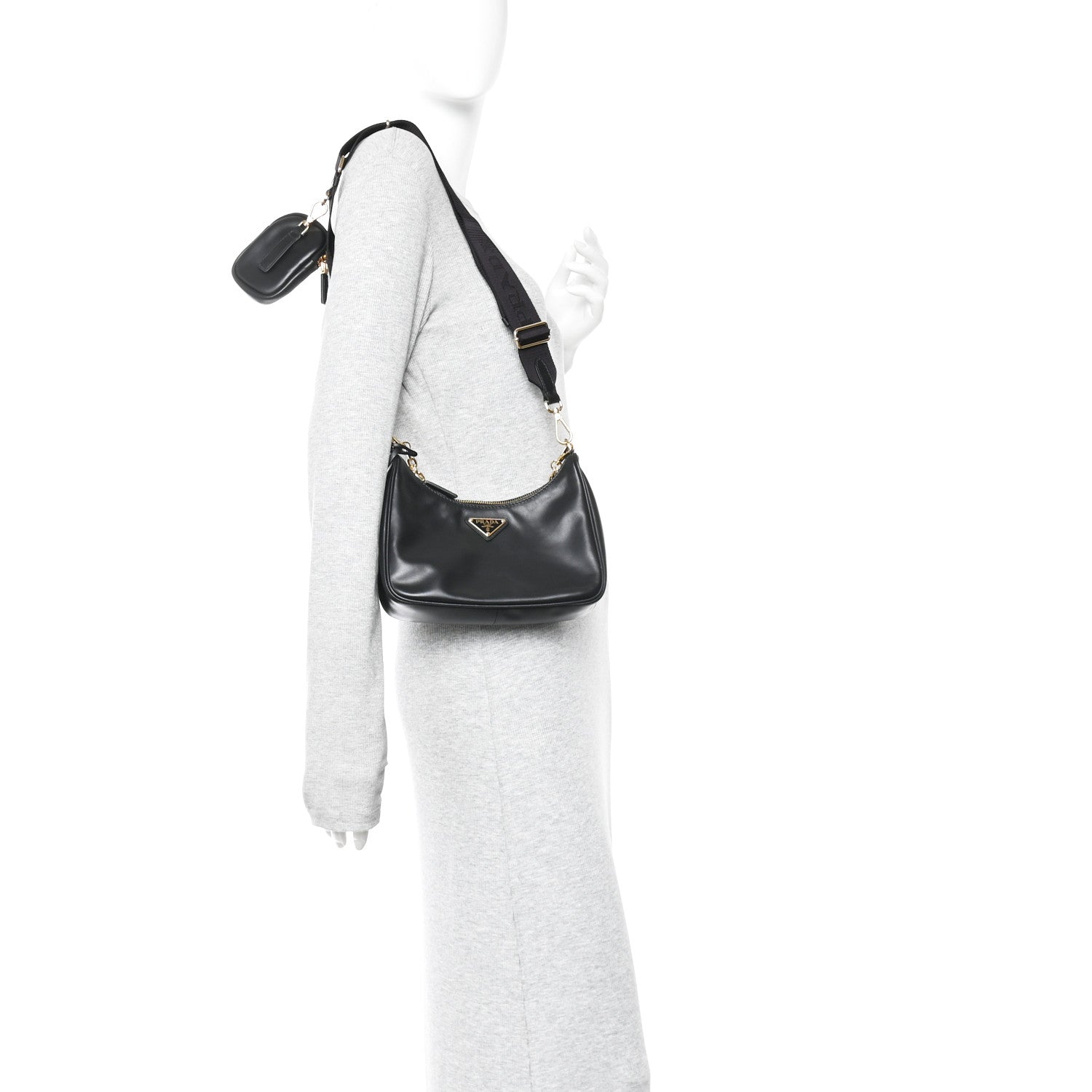 Prada Vitello Re-Edition 2005 Shoulder Bag Black