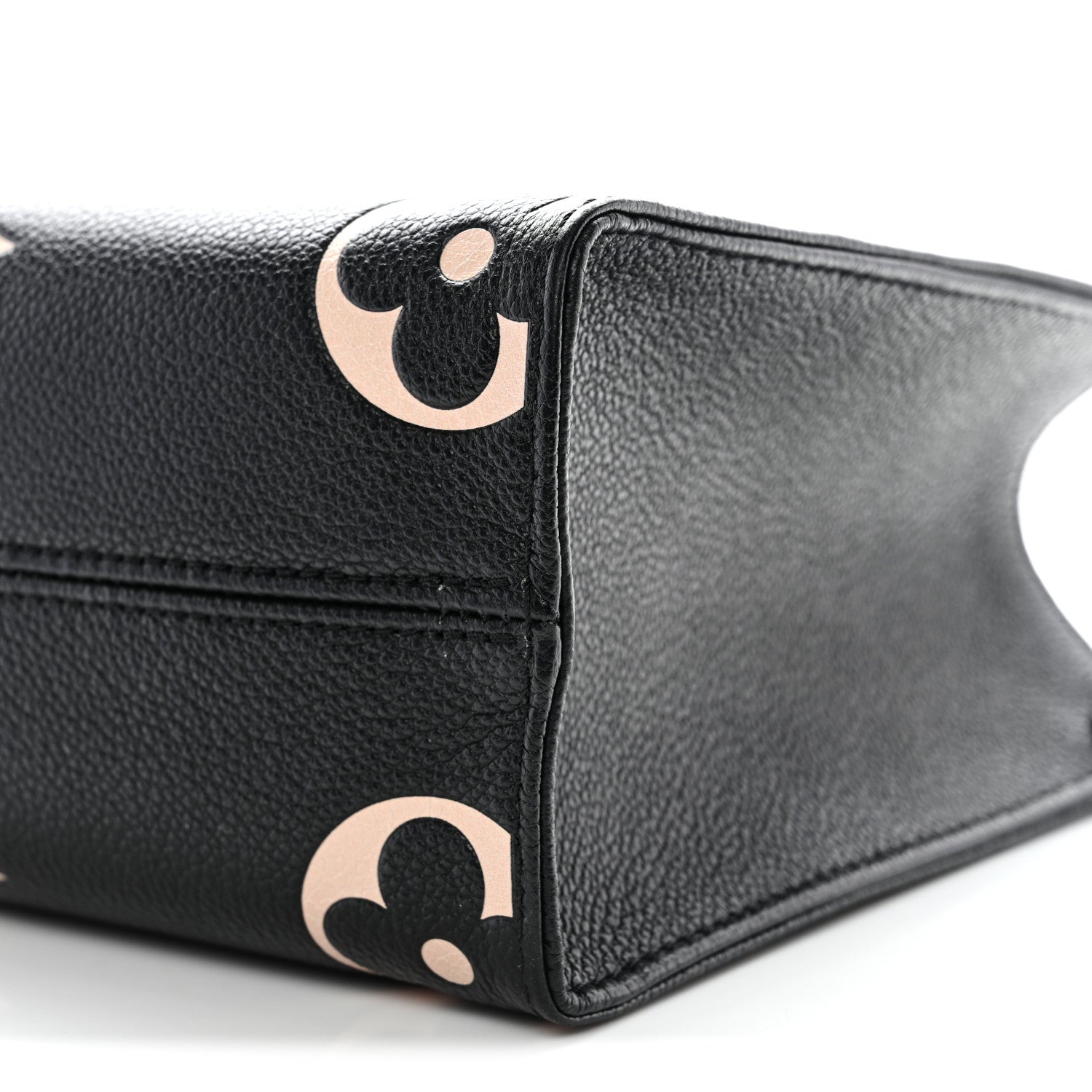 Louis Vuitton Empreinte Monogram Giant Onthego PM Black Beige