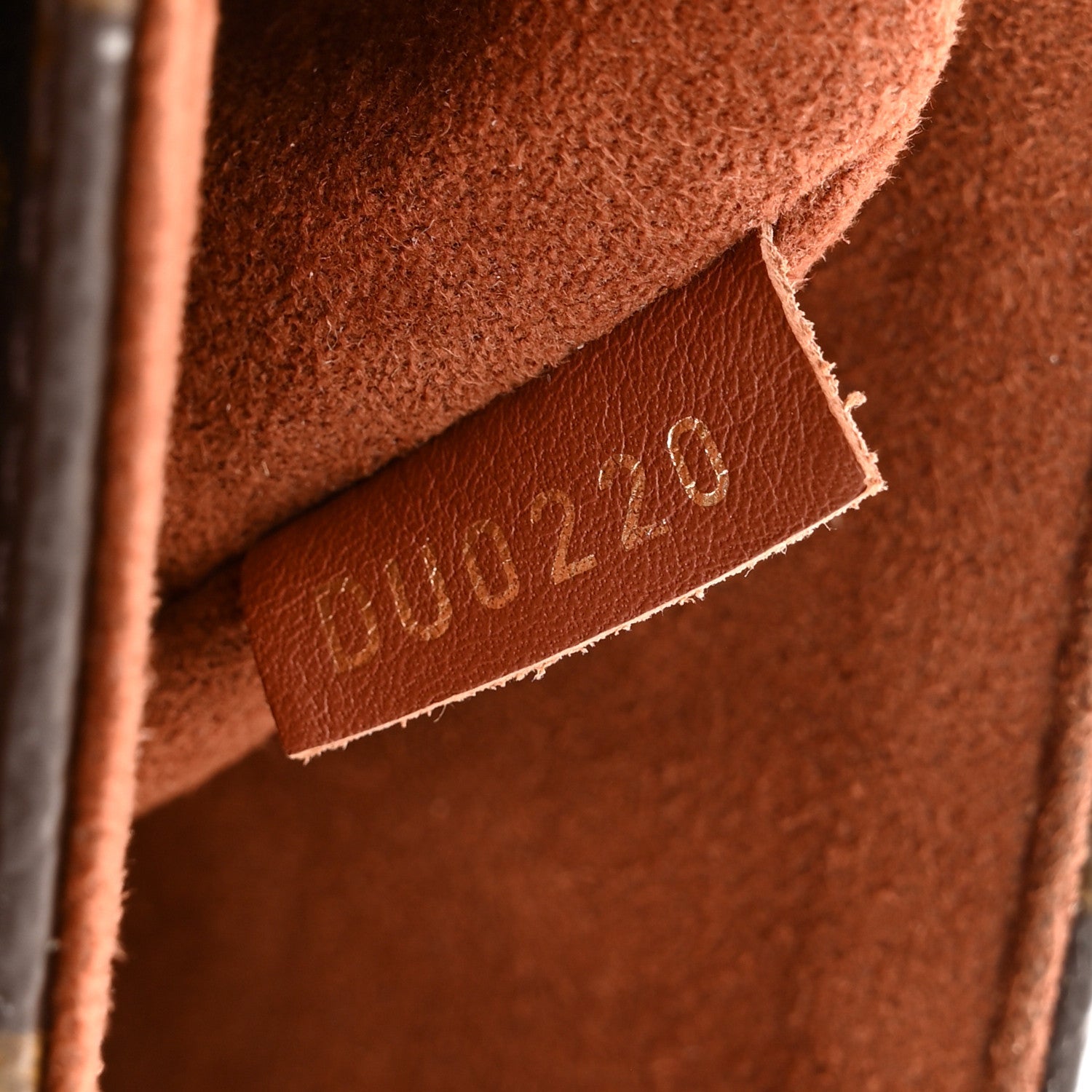 Louis Vuitton Monogram Locky BB Caramel