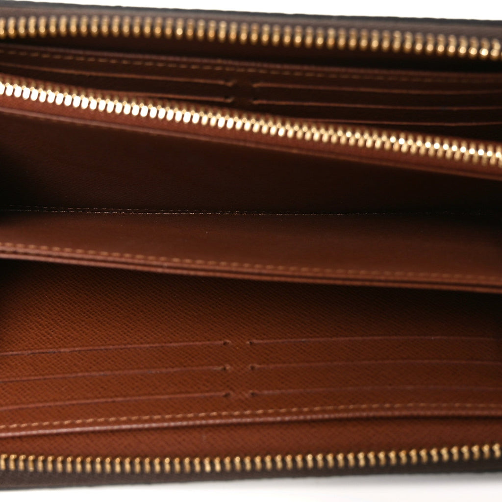 Louis Vuitton Monogram Zippy Wallet