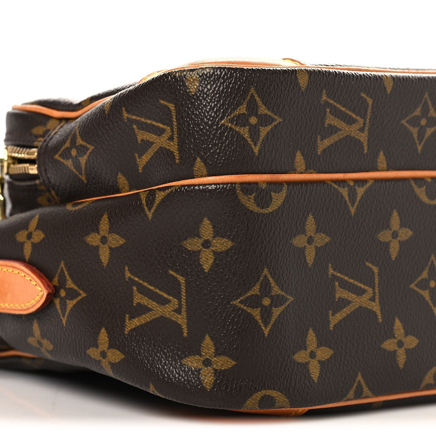 Louis Vuitton Monogram Nil 28