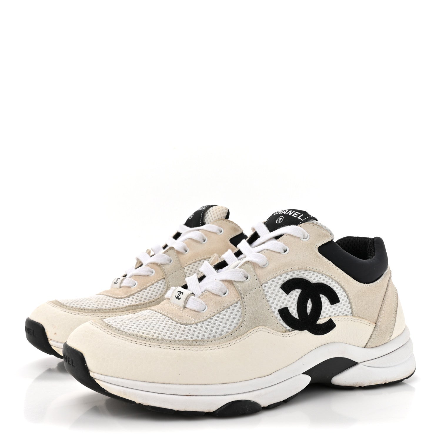Mesh Suede Calfskin Grained Calfskin Womens CC Sneakers 41 White Black