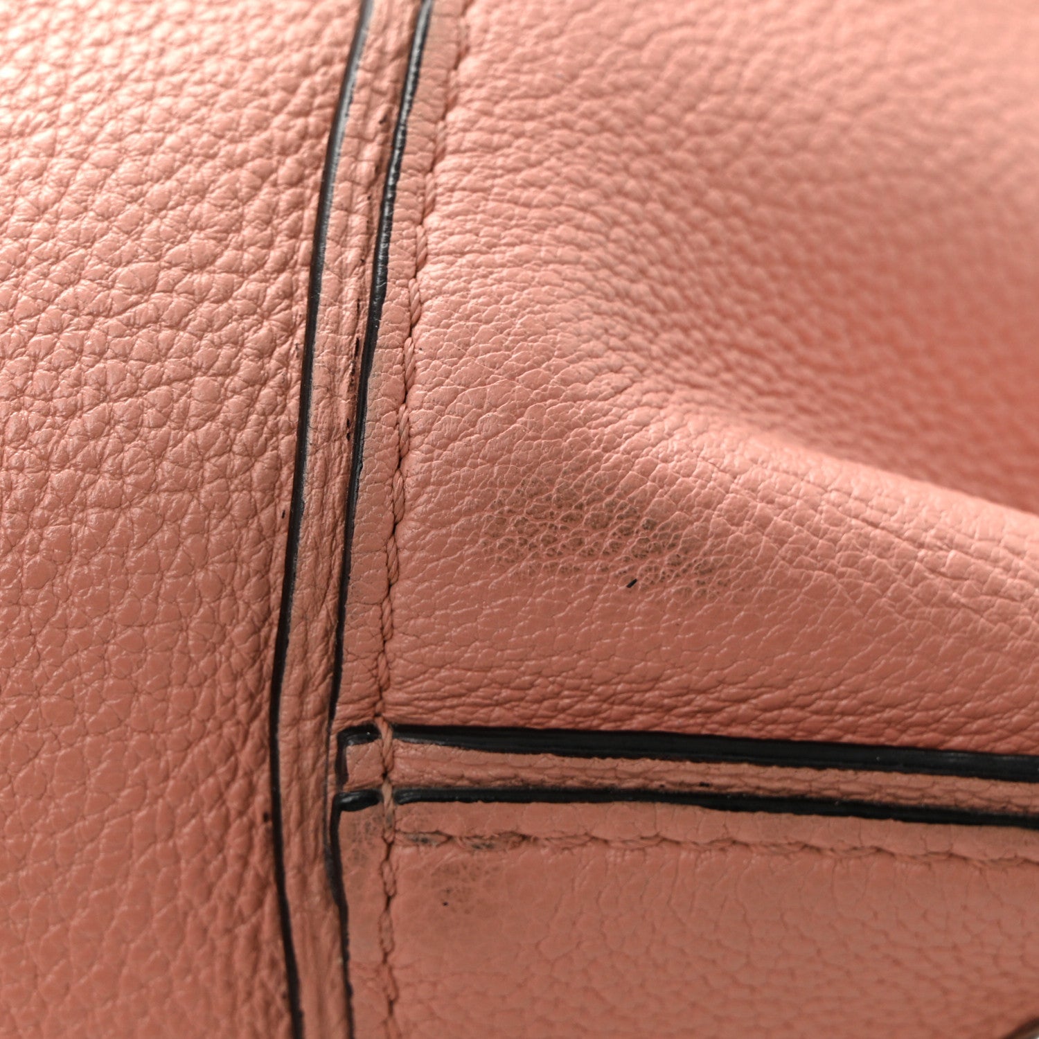 Louis Vuitton Veau Cachemire Soft Lockit PM Magnolia