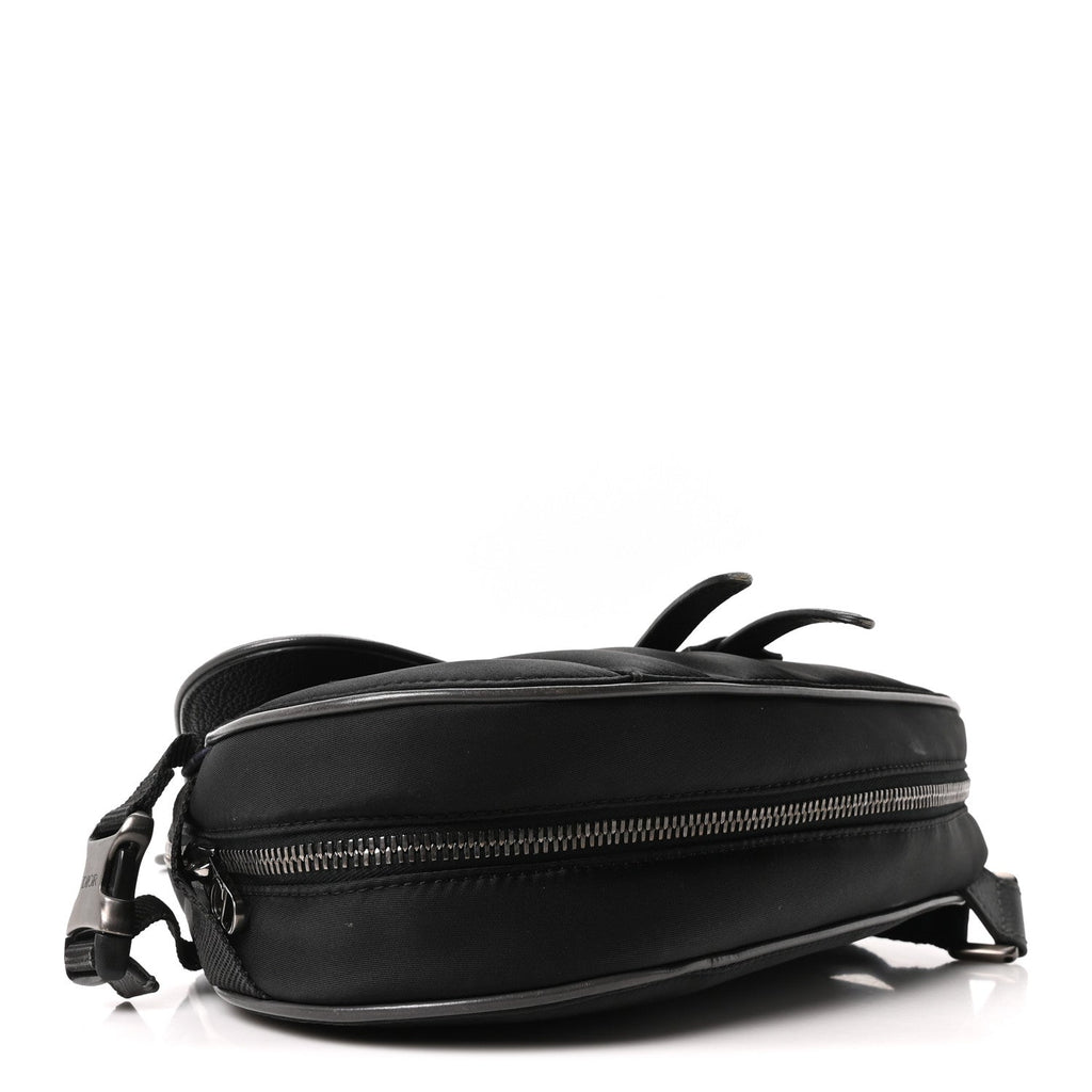 Christian Dior X Sacai Grained Calfskin Technical Fabric Mens Saddle Bag Black