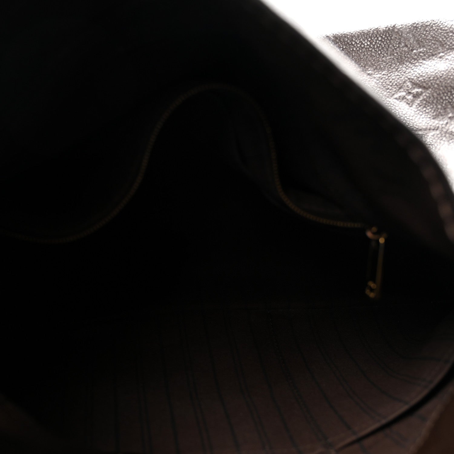 Louis Vuitton Empreinte Artsy MM Terre