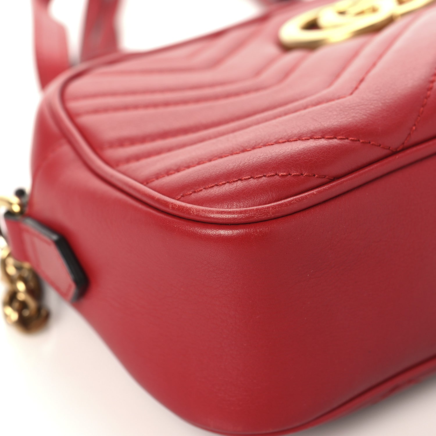 Gucci Calfskin Matelasse Small GG Marmont Chain Shoulder Bag Hibiscus Red