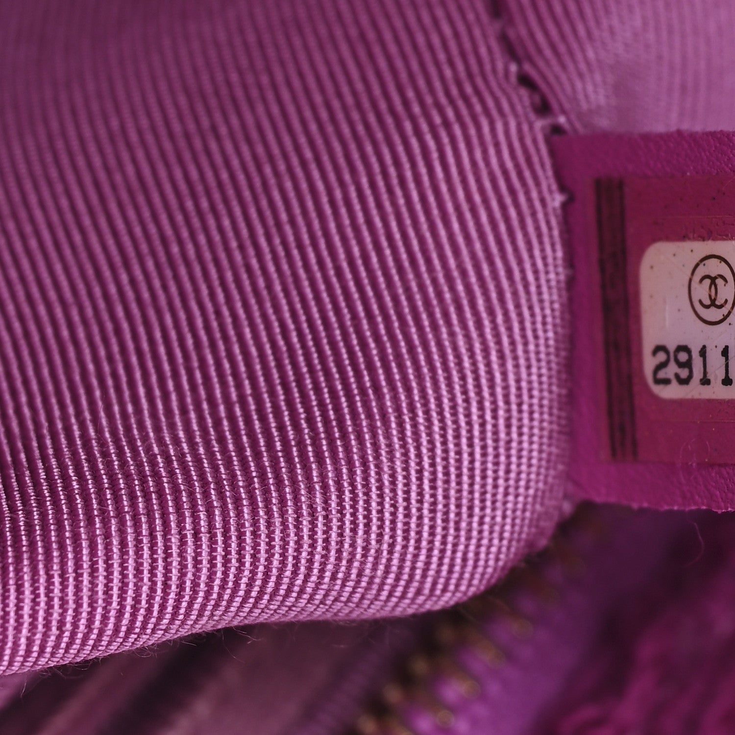 Chanel Wool Tweed Large Zipped Shopping Tote Magenta