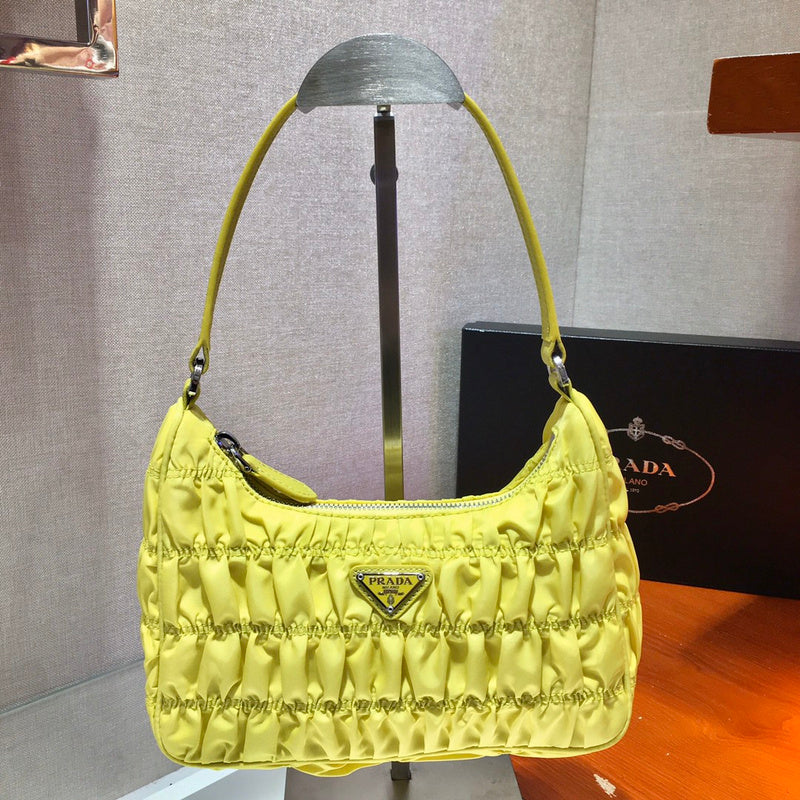 Prada Bags - 7107