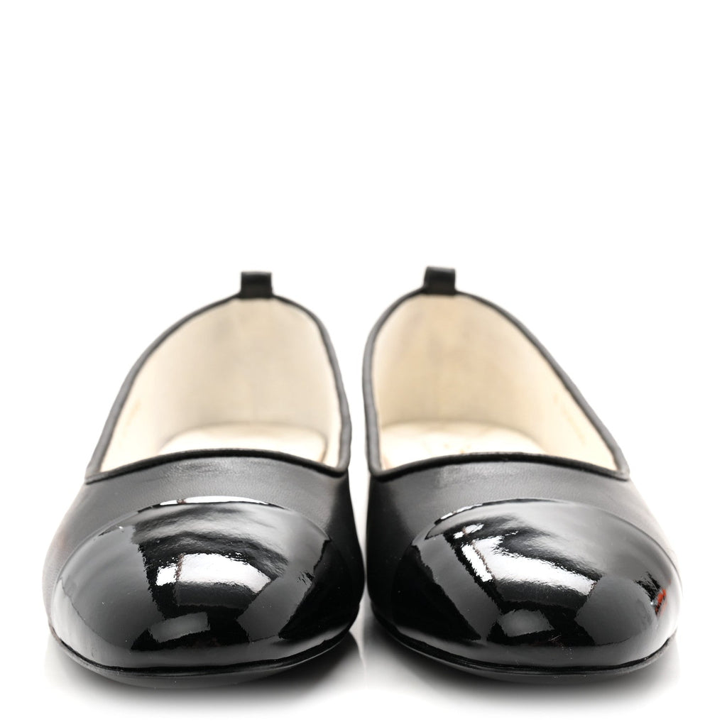 Lambskin Patent Calfskin Cap Toe Ankle Chain Ballerina Flats 39 Black