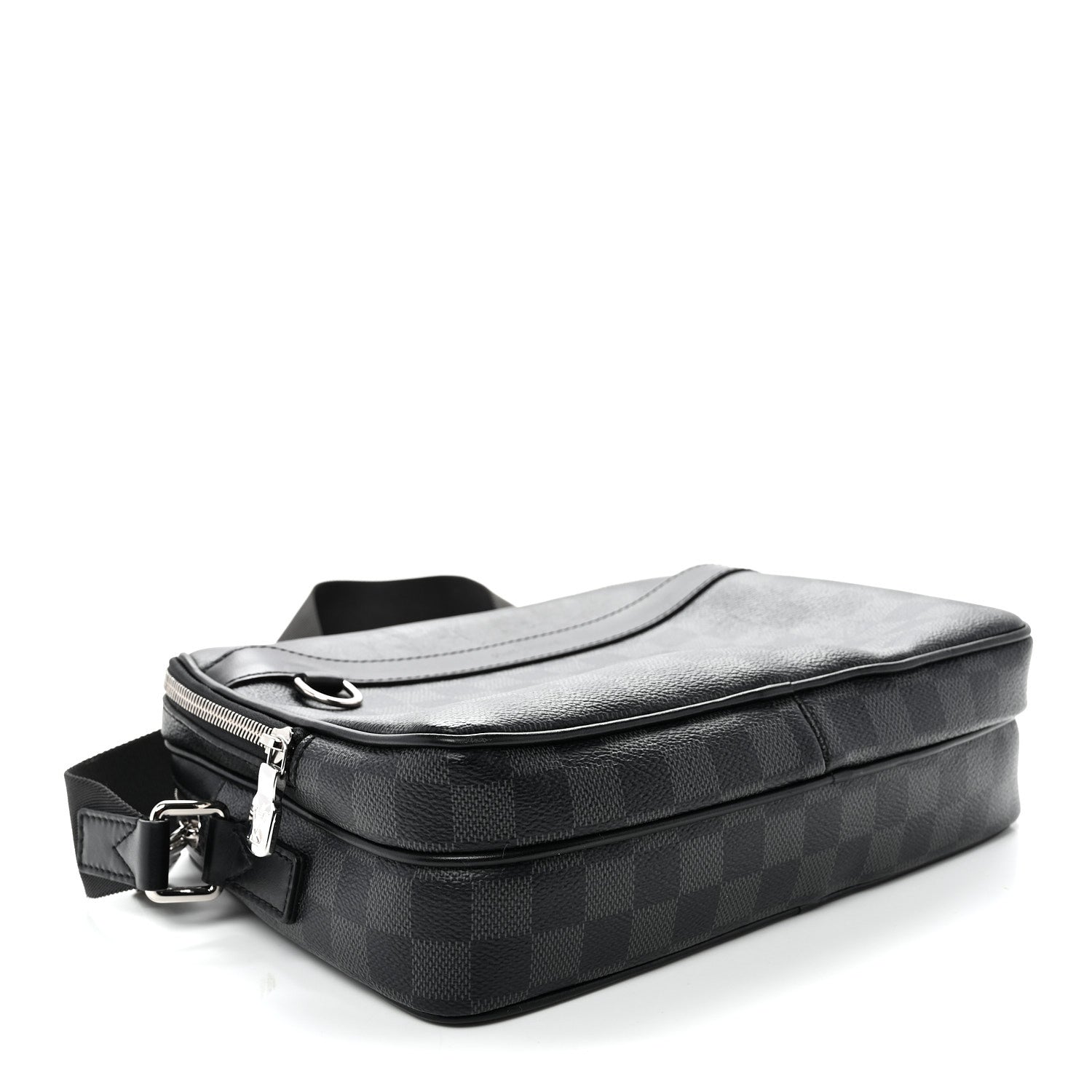 Louis Vuitton Damier Graphite Trocadero NM PM