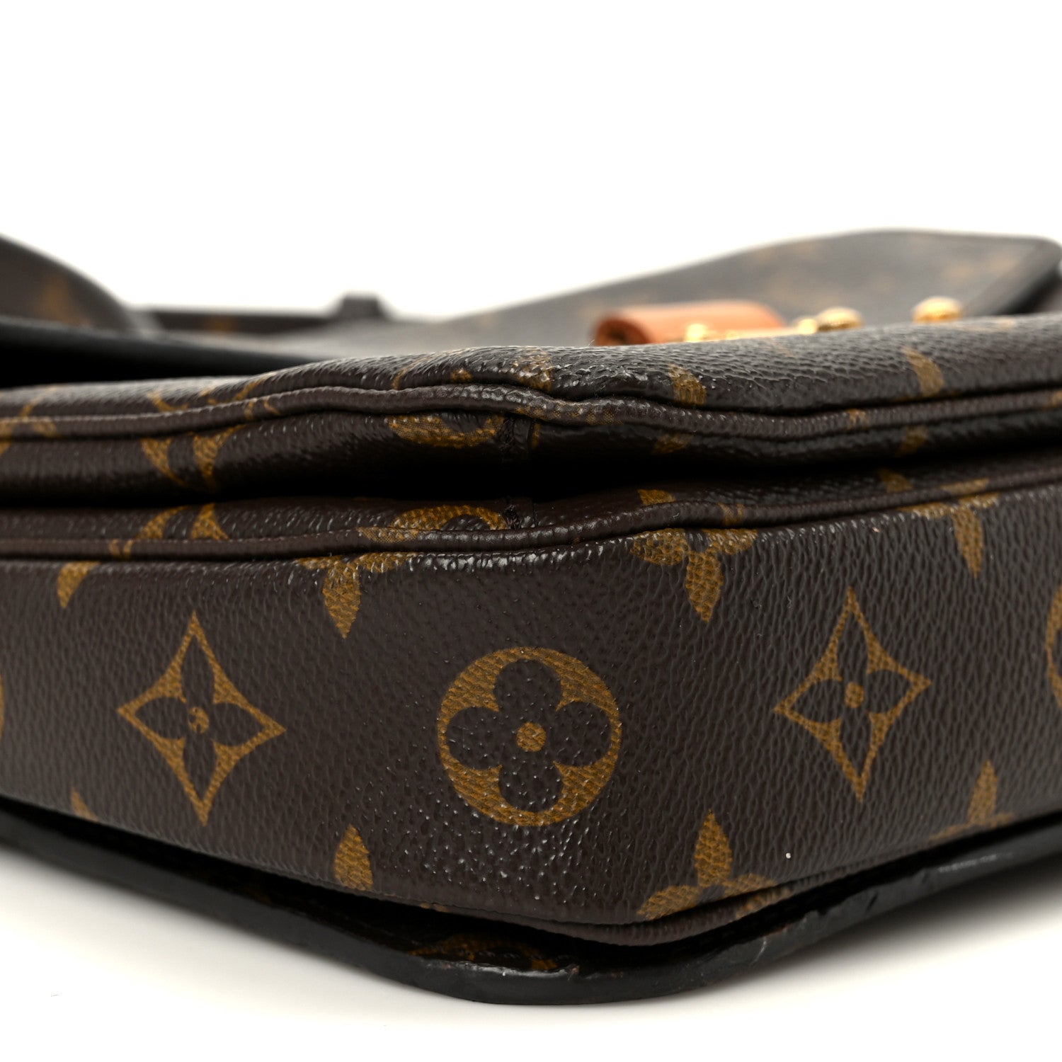 Louis Vuitton Monogram Pochette Metis