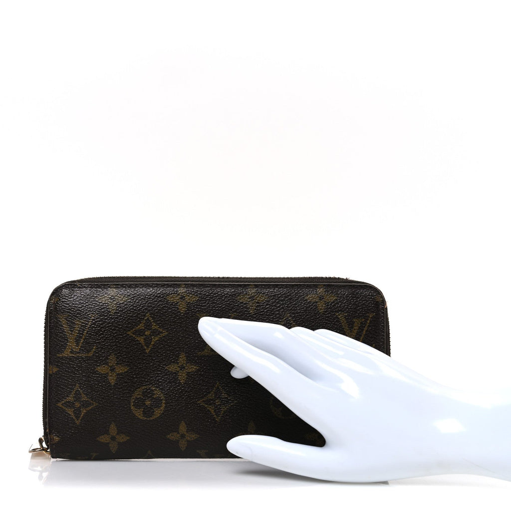 Louis Vuitton Monogram Zippy Wallet