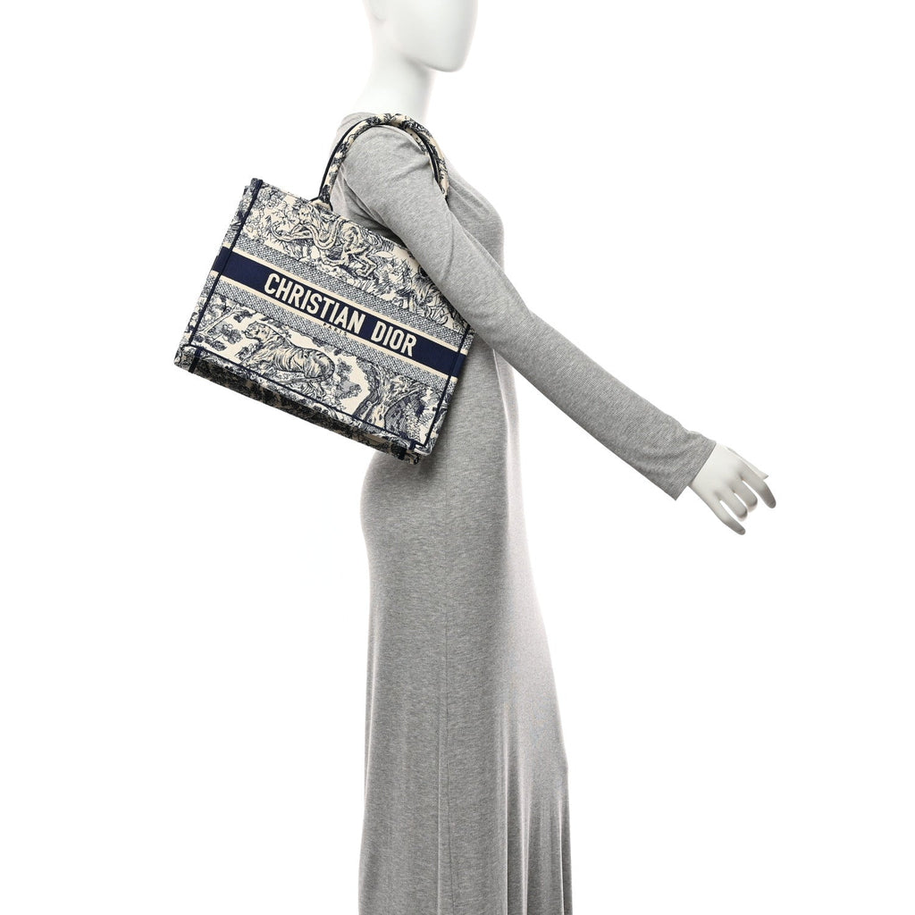 Christian Dior Canvas Embroidered Medium Dioriviera Toile De Jouy Book Tote Blue