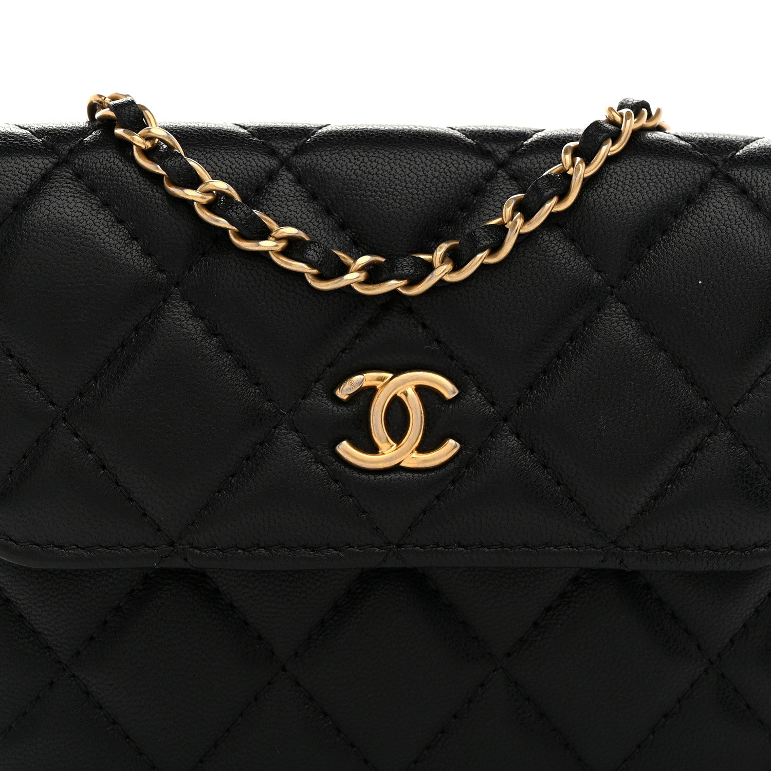 Chanel Lambskin Quilted Pearl Crush Clutch With Chain Black
