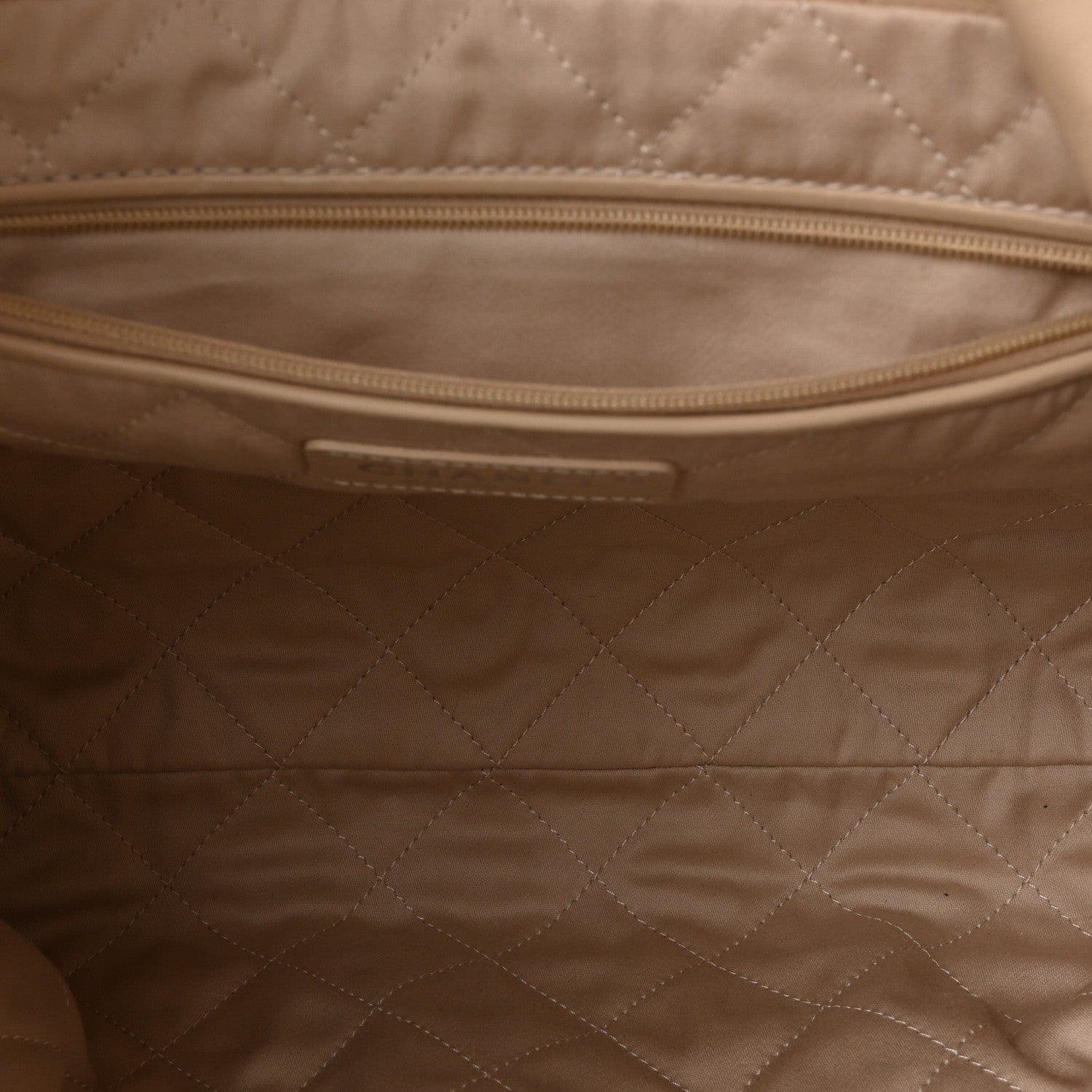Chanel Shiny Calfskin Quilted Small Chanel 22 Ecru