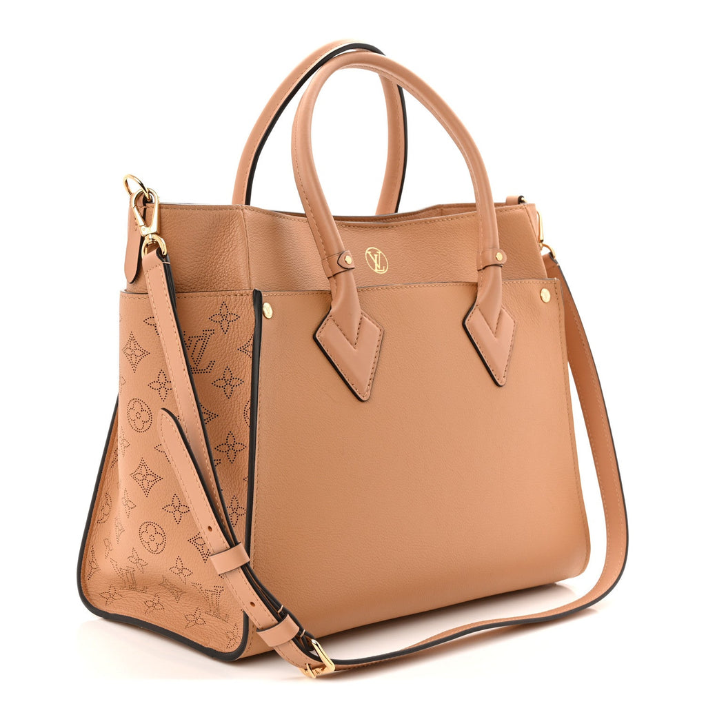 Louis Vuitton Mahina On My Side GM Arizona Beige