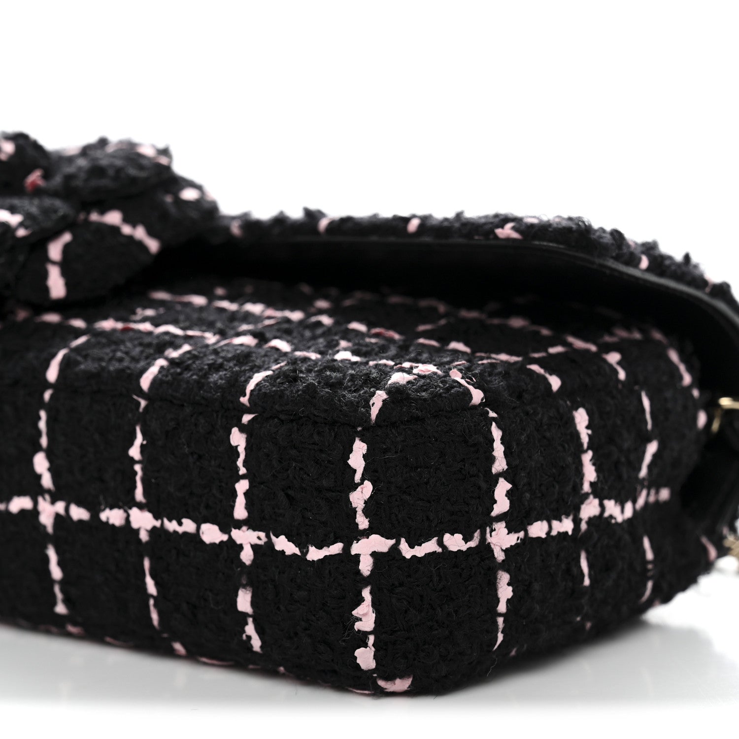 Chanel Tweed Quilted East West Camellia Clutch Black Pink