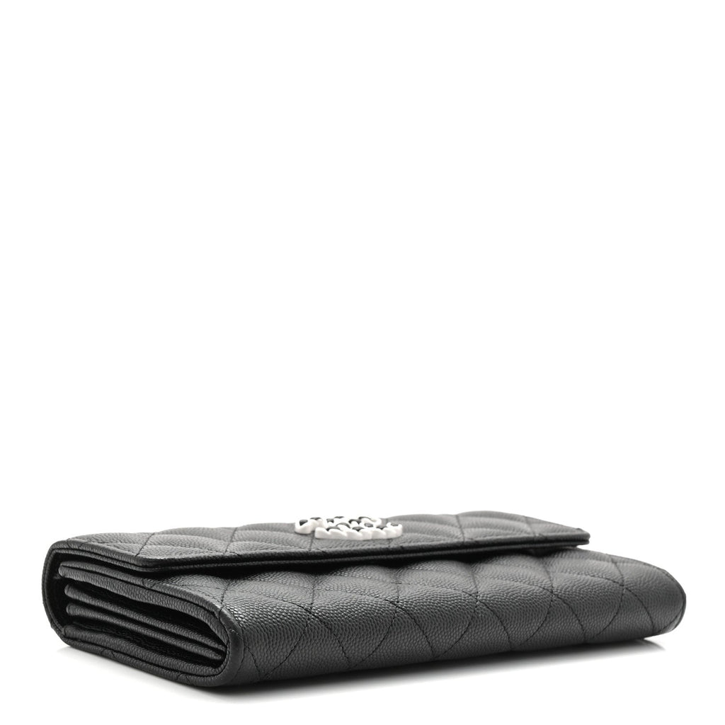 Caviar Quilted Chanel 19 Flap Wallet Black White