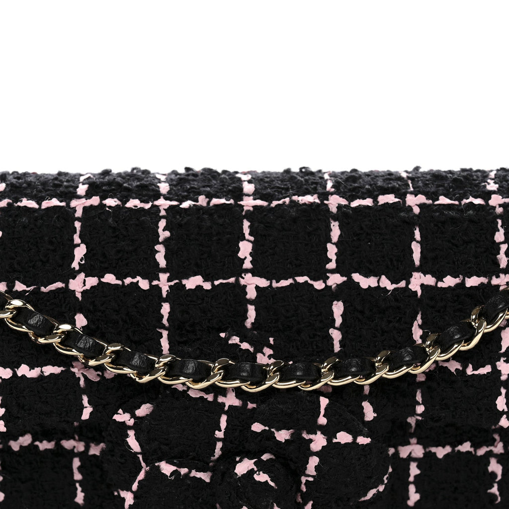 Chanel Tweed Quilted East West Camellia Clutch Black Pink