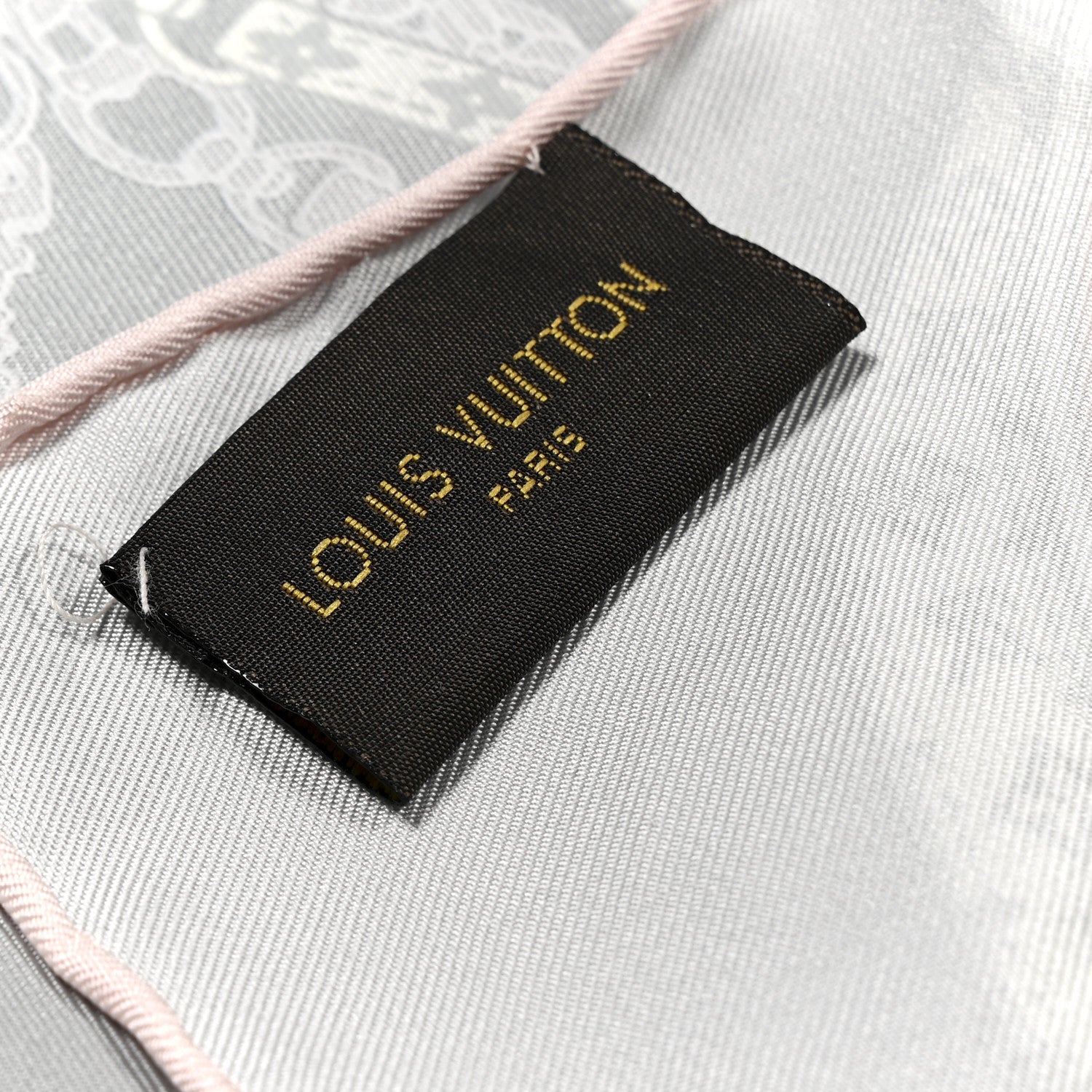 Louis Vuitton Silk Dreamonogram Shawl Grey Pink