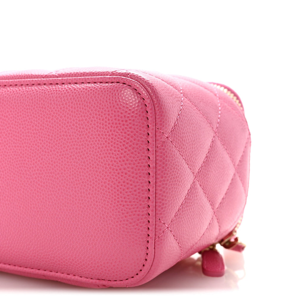 Chanel Caviar Quilted Small Vanity Case With Chain Pink