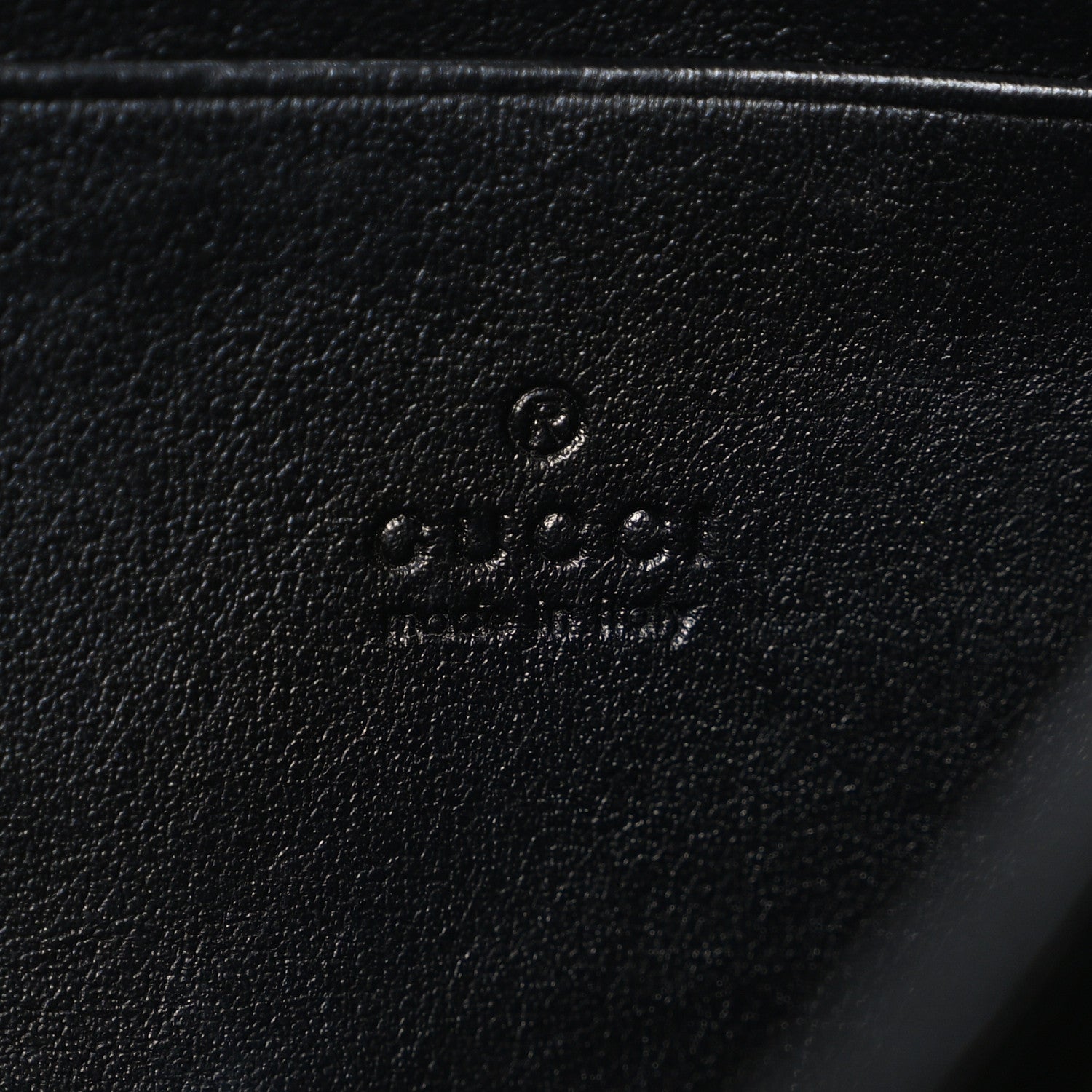 Gucci Calfskin Matelasse GG Marmont Chain Wallet Black