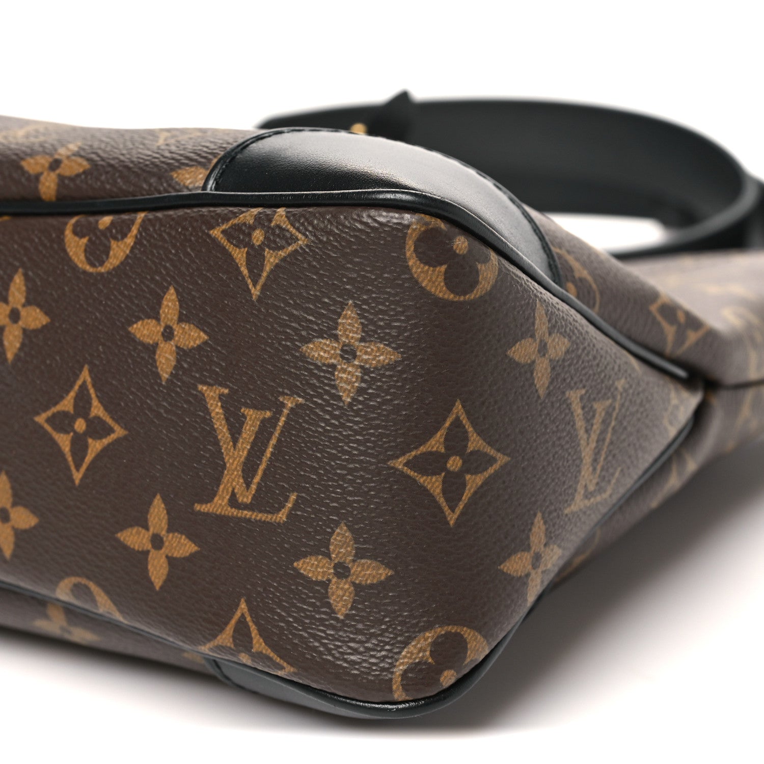 Louis Vuitton Monogram Odeon MM Black