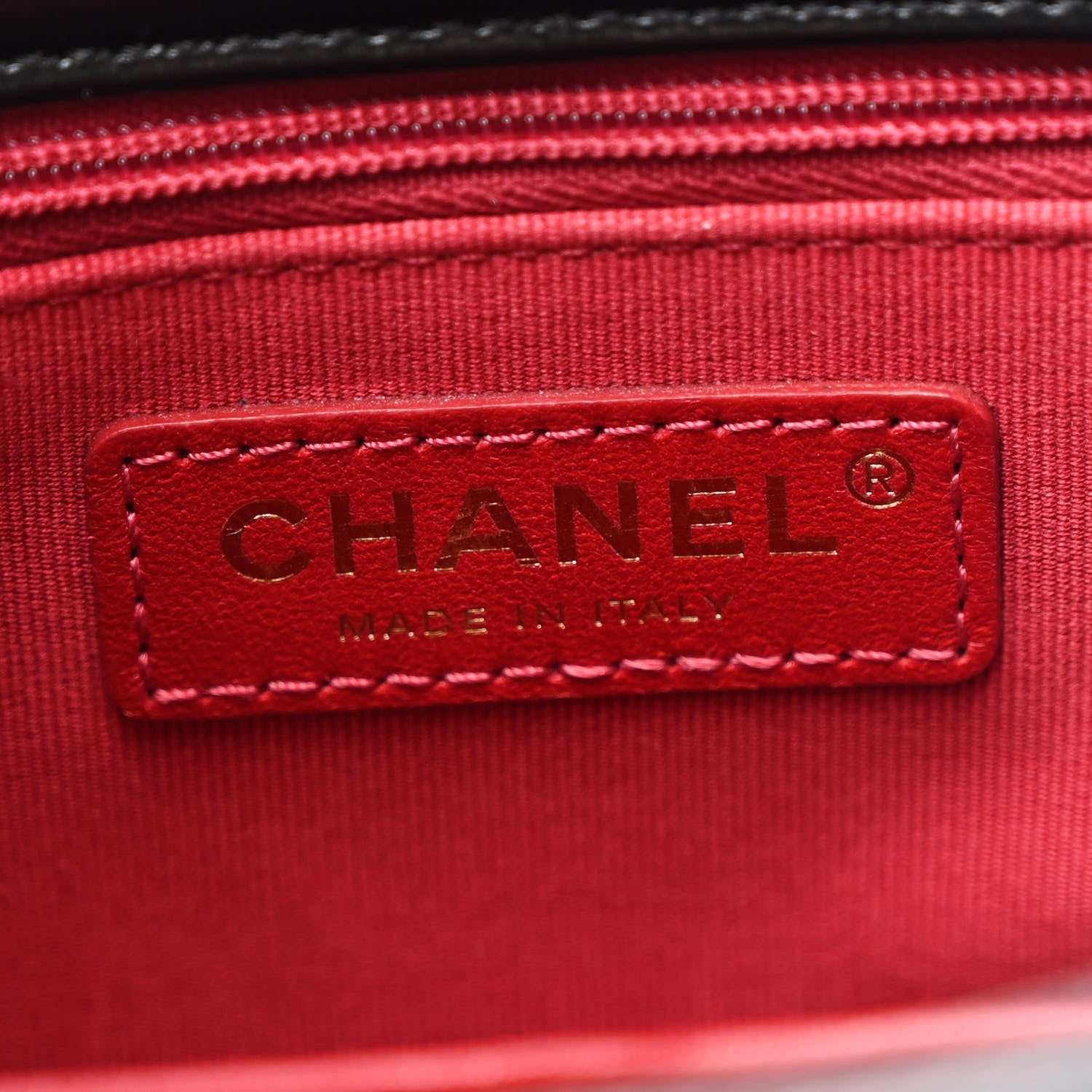 Chanel Shiny Crumpled Calfskin Quilted Wavy CC Hobo Black