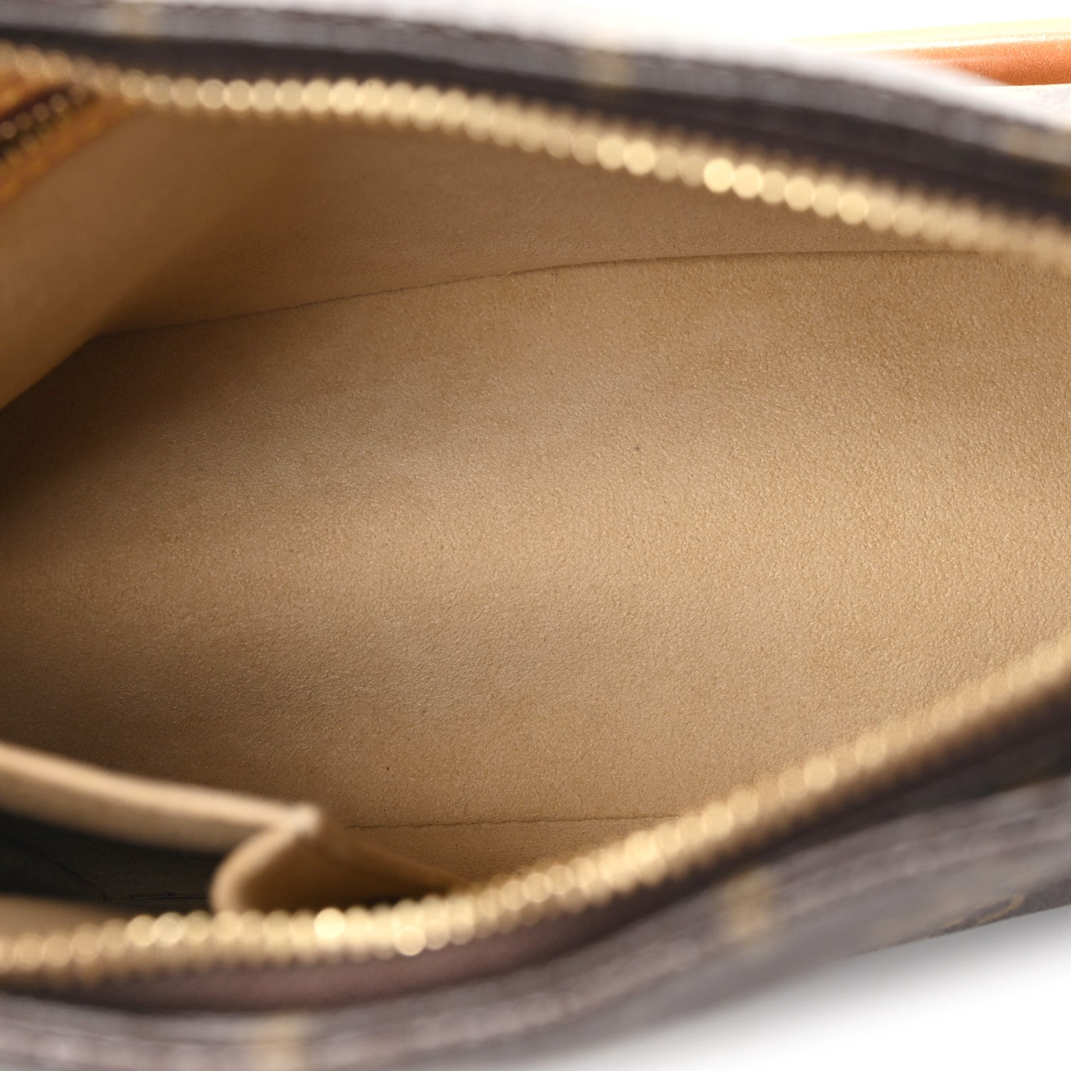 Louis Vuitton Monogram Looping MM